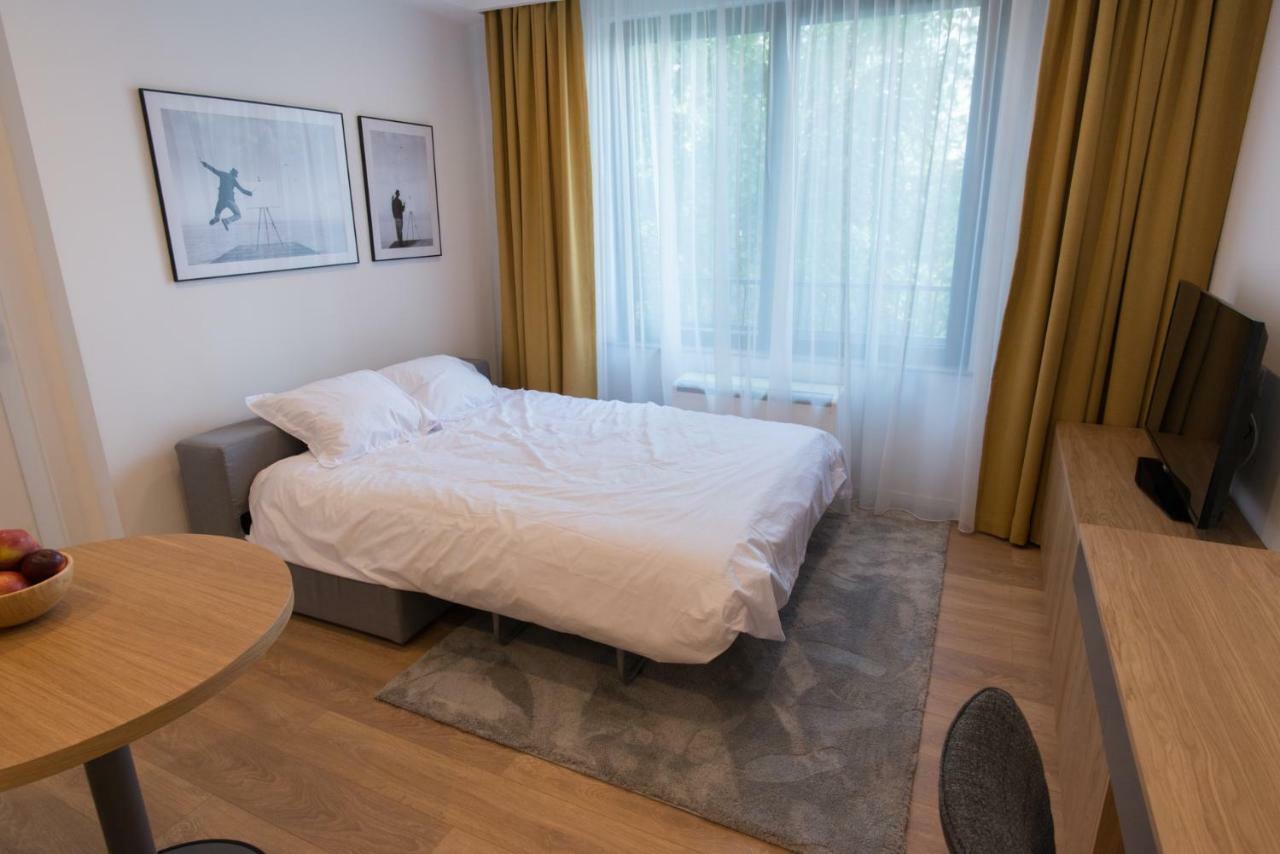 בוקרשט Arbans Elegant Apartment In The City Center מראה חיצוני תמונה