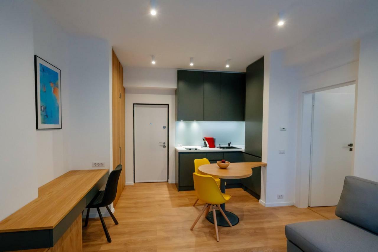 בוקרשט Arbans Elegant Apartment In The City Center מראה חיצוני תמונה