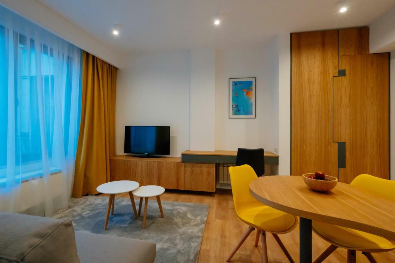 בוקרשט Arbans Elegant Apartment In The City Center מראה חיצוני תמונה